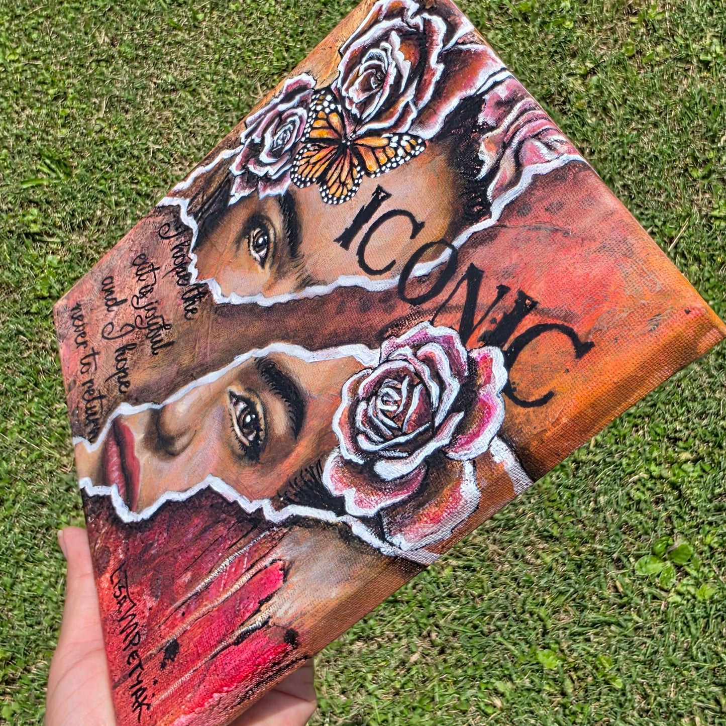 "Iconic Frida Kahlo" Mini